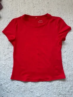 HM Move treenipaita M