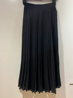 H&m pliseerattu maksihame