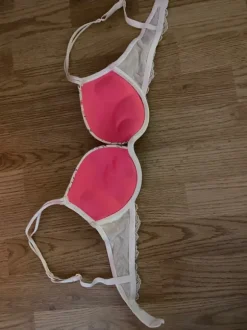 H&M vaaleanpunaiset kukkakuvioiset rintsikat 70B