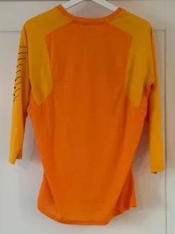 Hoka pitkähihainen treenipaita