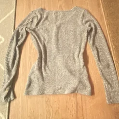 Hollister pitkähihainen