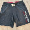 Hollister shortsit