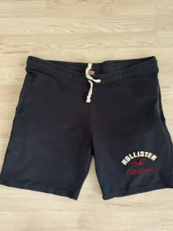 Hollister shortsit
