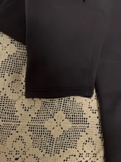 hoodrich leveälahkeiset hosut