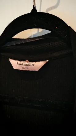 Hunkemöller aamutakki