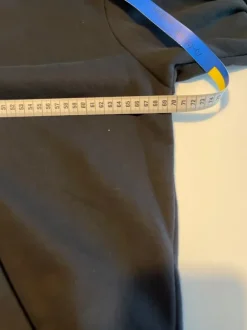 Huppari uusi koko XXL Cropp