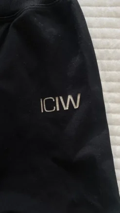 ICIW Define Seamless Scrunch Tights