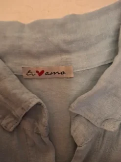 Ihana 100% pellavaa oleva vaaleansininen kauluspaita