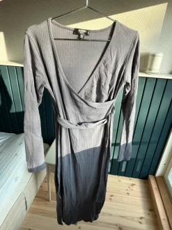 Imetys-/raskausajanmekko