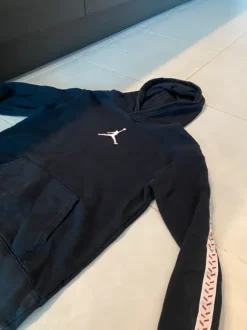 Jordan housut ja huppari