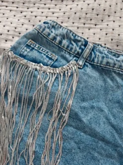 Joustavat glittershortsit