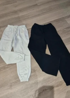 Kahdet verkkarit pakettina koko XS/S.