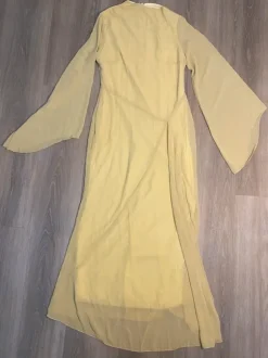 Keltainen pitkä maksimekko M-koko