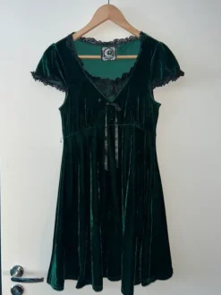 Killstar veluurimekko