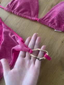 Kimaltavat bikinit 💖