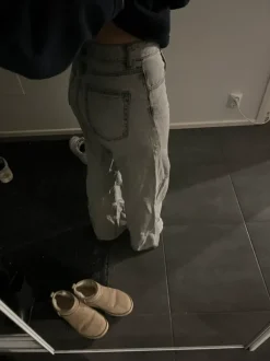 Korkeavyötäröiset farkut