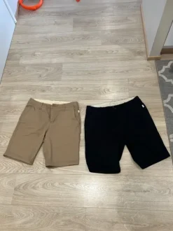 2kpl Vailent shortsit