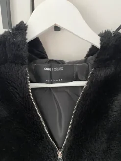 Kurtka futerko czarna