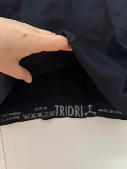 Käyttämättä jäänyt treenipaita