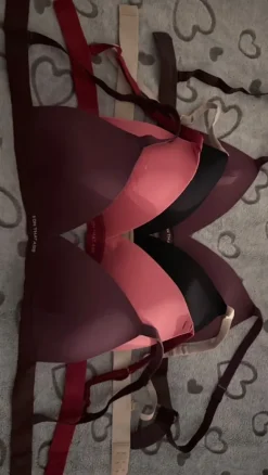 Käyttämättömät rintaliivit