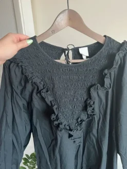 L -koon iso vaatepaketti