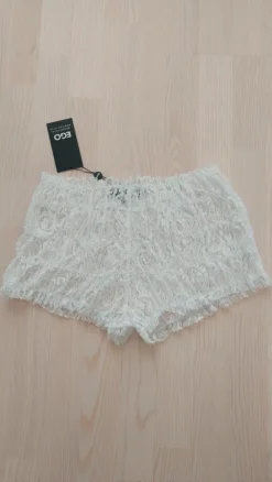 Lace shorts