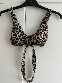 Leopardi bikini yläosa 36