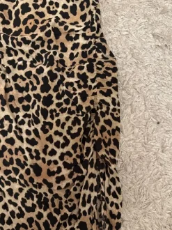 Leopardi hame