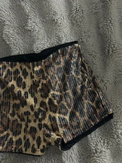 Leopardi shortsit🤎🤍