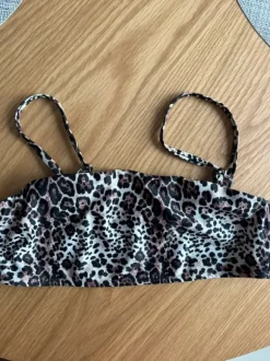 Leopardikuosi bikini yläosa