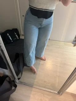 Leveä lahkeiset farkut housut 38 h&m