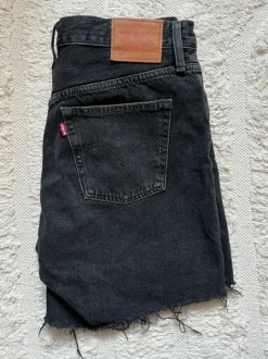 Levis 501 farkkushortsit