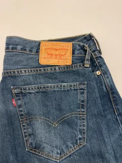 Levi's 505 jeans