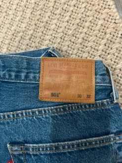 Levis 501 men 30/32 blue