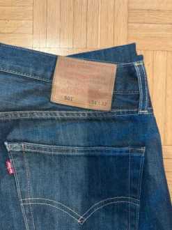 Levi’s 501 navy