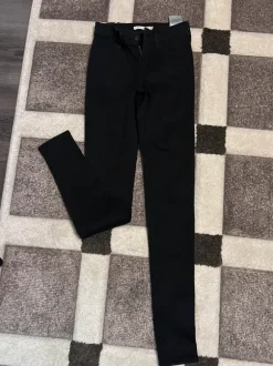 Levi’s 710 super skinny farkut