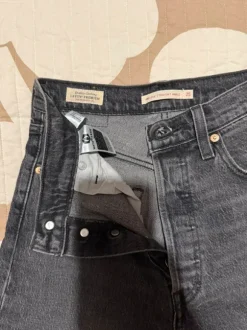 Levis ribcage straight ankle pants