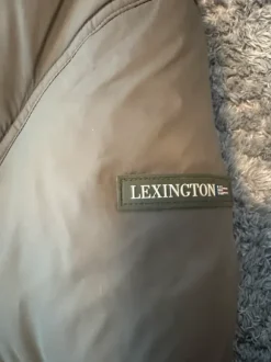 Lexington untuvatakki S