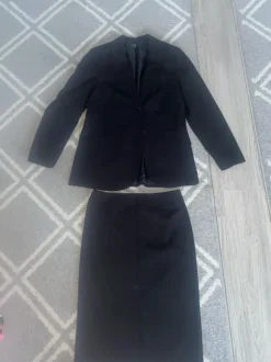 Liituraita jakkupuku