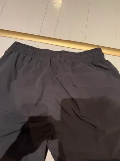 Liverpool housut new balance