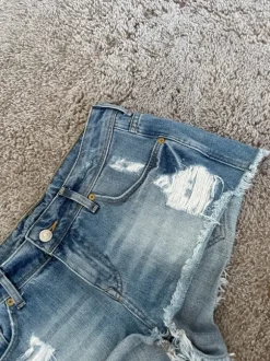 Low waist farkkushortist