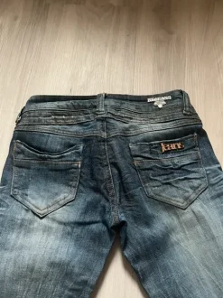 Lowrise jeans