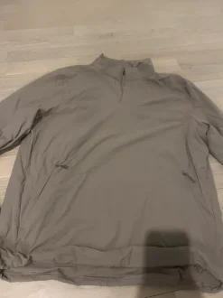 Lululemon vedenkestävä paita/takki