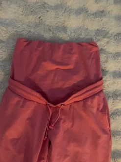 Mamalicious collegehousut