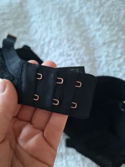 Marks & Spencer rintaliivit