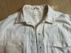 Marynarka kurtka jeansowa Stradivarius biała długa overshirt