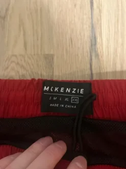 Mckenzie uimashortsit