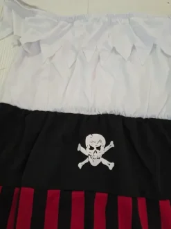 Merirosvoasu naisille koko L