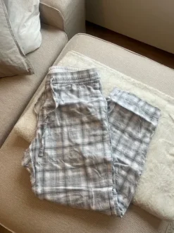 miesten h&m harmaat pyjamahousut