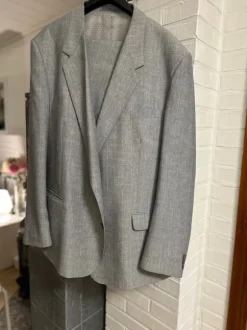 Miesten jakku ja housut